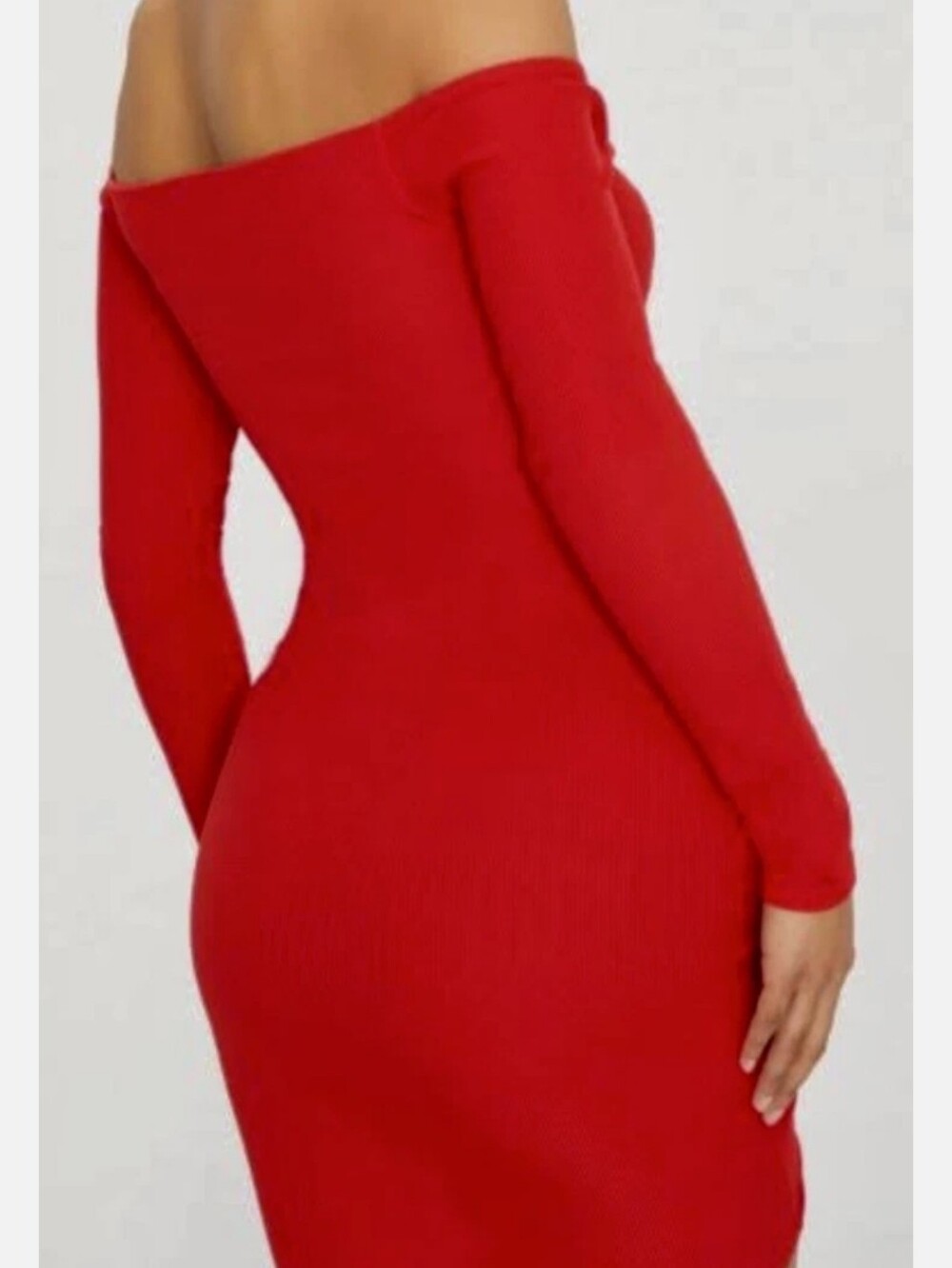 PrettyLittleThing Off-Shoulder Red Ruched Bodycon Dress - Picture 2 of 7